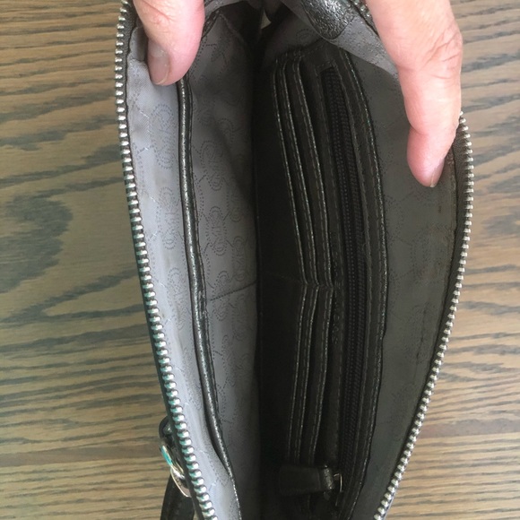 Michael Kors Fallon Oversize Zip Leather Clutch - Picture 3 of 5